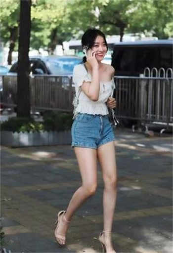 墙内的房客在线观