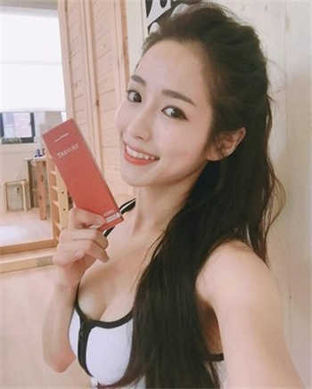 欲求不满主妇诱惑播放