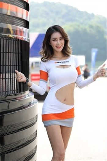 漆黑的虫洞ovo
