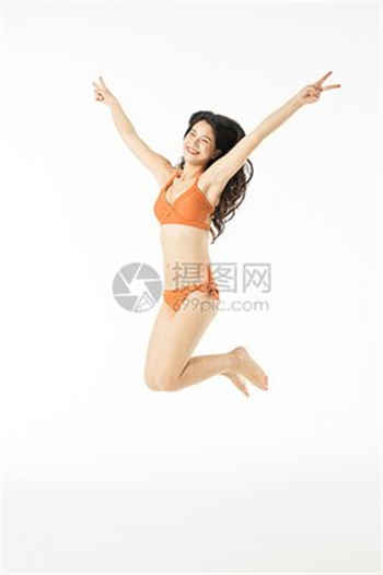 包一个女的过夜多少钱