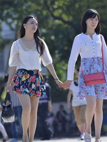 胡秀英最后一部大结局