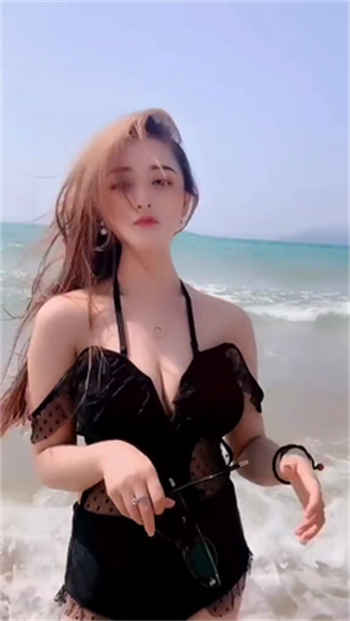 家族狂欢黄小梅 黄小霞