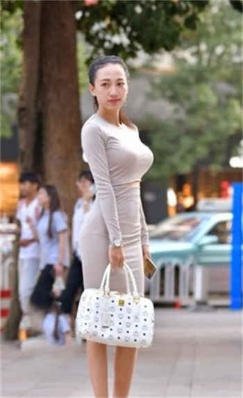 校花刘静和门卫老于