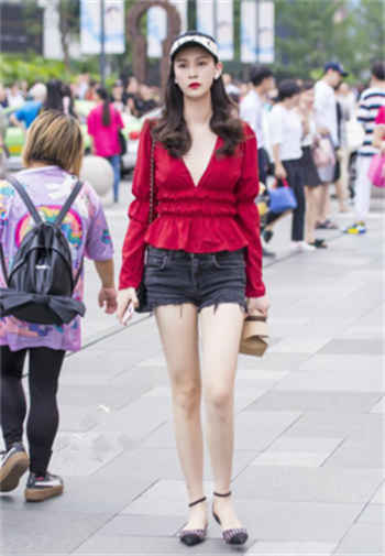 军少的迷糊小萌妻