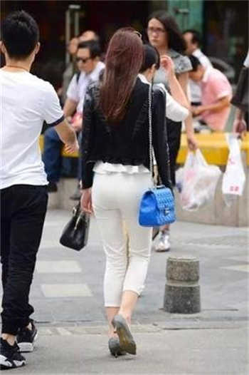 触手怪产卵到子宫