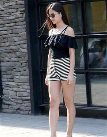 小菜头喵喵喵本人照片