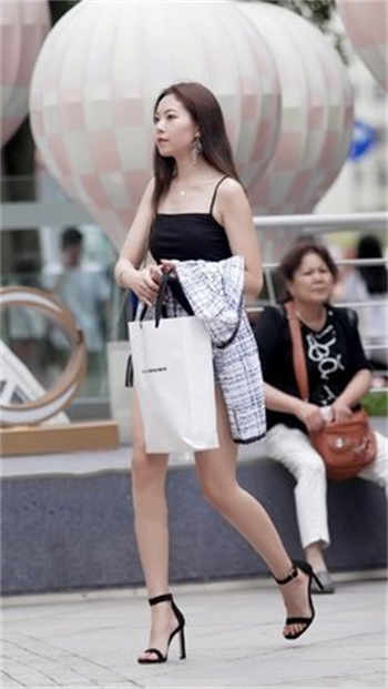 女人无底洞图片