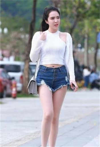 王李丹妮一路向西图片