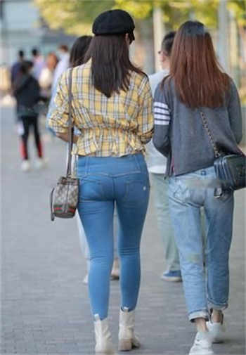 面具下的妻子黎永春