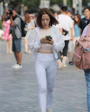 免费人体艺术视频
