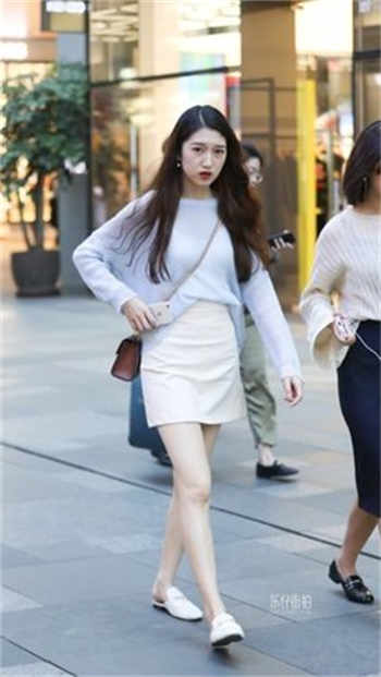 美女直播间涉黄直播软件