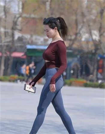 辣妞儿范视频1000部