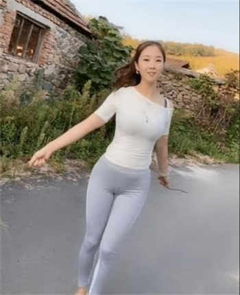 百丽集团董事长